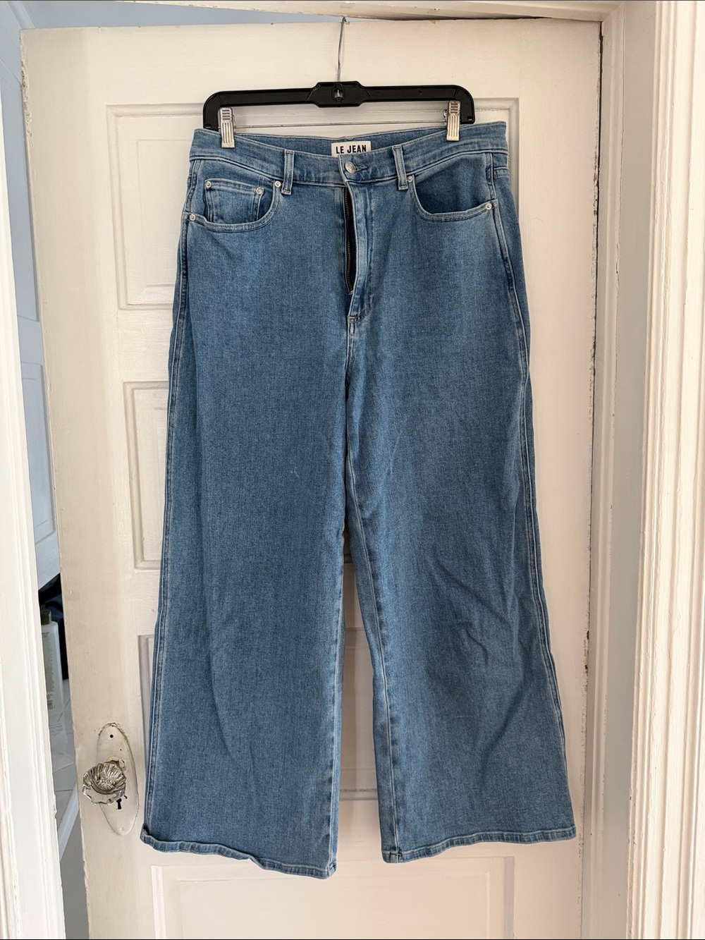 Wide Leg Women's Jeans in Light Blue